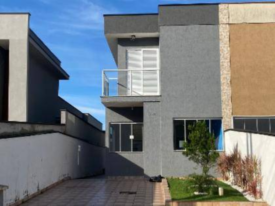 Casa em Condomínio Ocupada em Bertioga - SP
