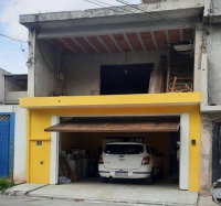 Sobrado com 3 Quartos e 2 Banheiros em Embu das Artes