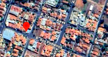 Casa em Terreno de 228,80m² em Iacanga/SP