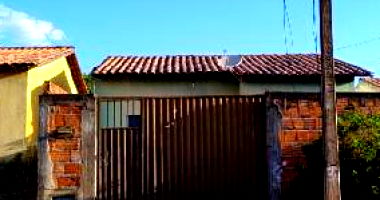 Casa em Padre Bernardo/GO com 3 quartos e 2 banheiros