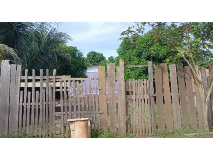 Casa em leilão com 67m² em Manacapuru