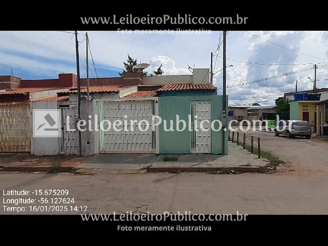 Casa com 2 quartos, 2 banheiros, 80,14m² e 1 vaga