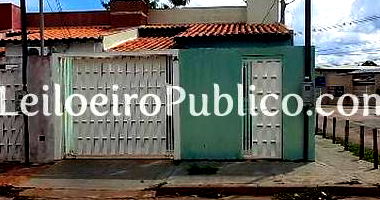 Casa com 2 quartos, 2 banheiros, 80,14m² e 1 vaga