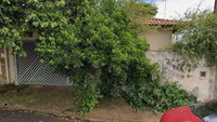 Casa com 99m² de área construída em terreno de 250m² -