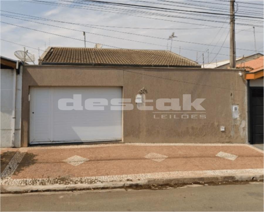 Casa com 3 dormitórios em Limeira/SP