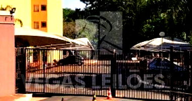 Apartamento aconchegante com 43m² construídos, 1 vaga garagem e ocupado