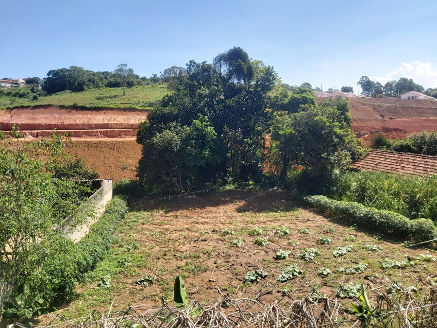 Lote de terreno 1076m² com ótima localização e