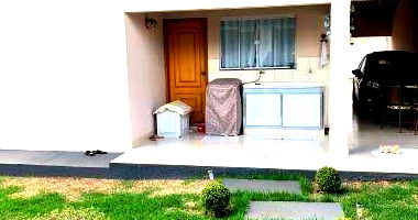 Casa com 3 quartos, 2 banheiros e 130m² construída, ocupada