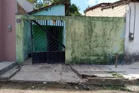 Casa com 2 quartos, 1 banheiro, 85m² construídos, ocupada