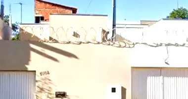 Casa Ocupada com 2 Quartos e 1 Banheiro em Montes Claros