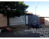 Casa com 3 Quartos e 1 Vaga em Passos/MG