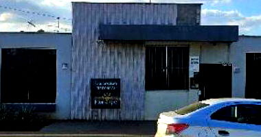 Casa com 3 quartos, 1 banheiro e 1 vaga