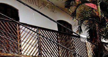 Terreno com 5 casas residenciais em São Paulo