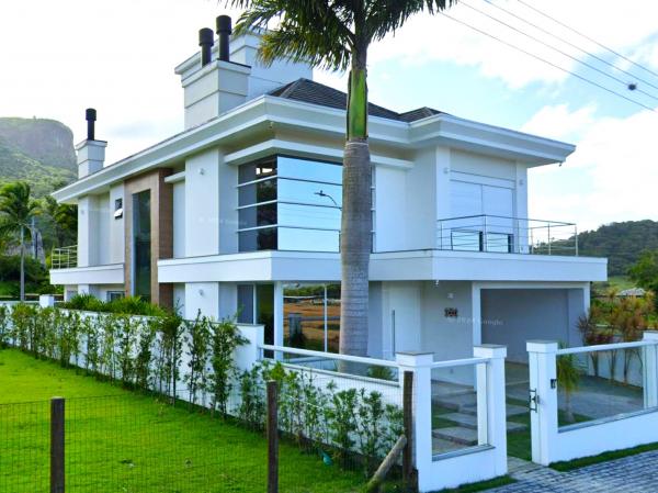 Casa Alto Padrão 293m², 3 dormitórios, piscina - Palhoça/SC