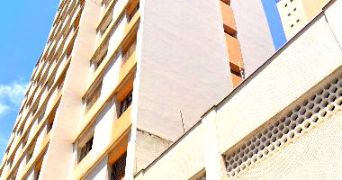 Apartamento com Box de Garagem no Centro