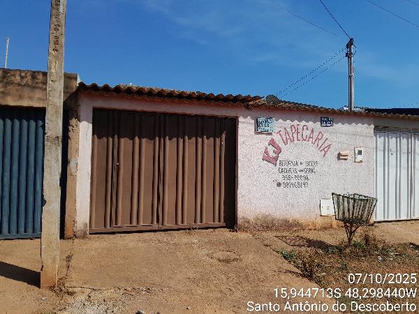 Casa em Santo Antônio do Descoberto com 2 quartos e 63m²