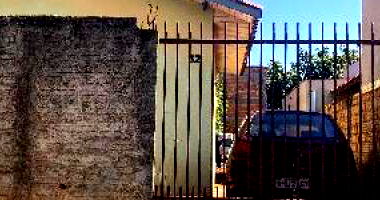 Casa 40,8m² com 2 quartos, banheiro e área de serviço