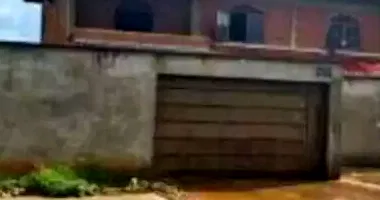 Casa espaçosa com 3 quartos e 2 banheiros em Aparecida de Goiânia