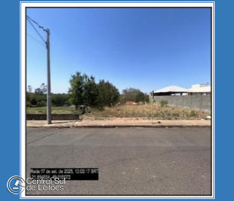 Terreno em Iaçanga com 351,14m²