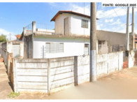 Casa com 83m², terreno de 182,62m², 50% de participação