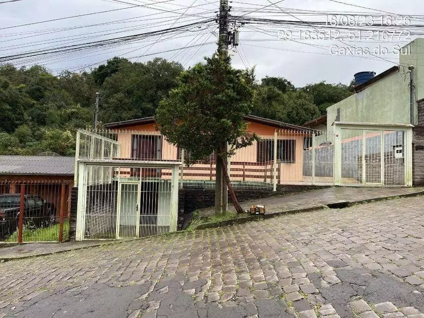 Apartamento com 3 quartos em leilão