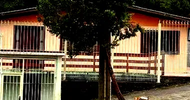 Apartamento com 3 quartos em leilão