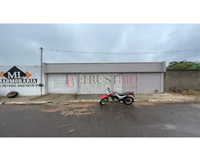 Casa com 419,80m² construída e terreno de 547,14m², ocupada