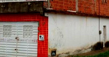Casa residencial aconchegante e ocupada, ideal para investimento familiar