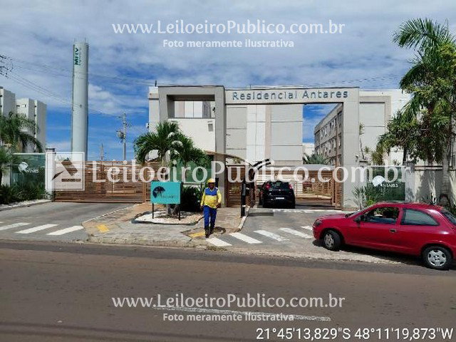 Apartamento 88m² com 2 Quartos e Vaga de Garagem