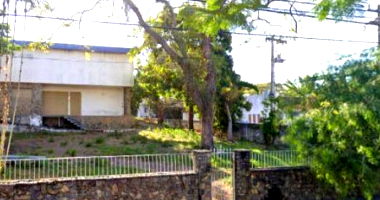 Casa com 2 pavimentos e garagem em Campos dos Goytacazes