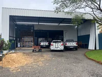 Prédio comercial com 77m², terreno de 382,50m²