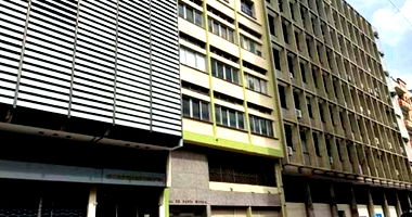 Sala Comercial 101 no Edifício Santa Mônica - Centro
