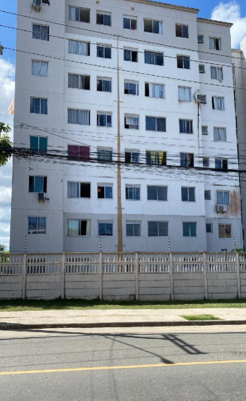 Apartamento com 2 quartos em Salvador