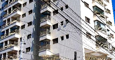 Apartamento com 2 Quartos e Área Privativa em Praia Grande