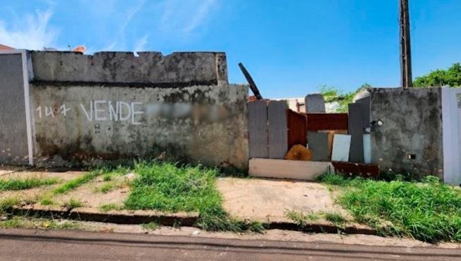 Parte Ideal 50% de Terreno 213 m² no Alto Cafezal, Marília