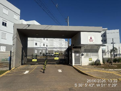 Apartamento com 2 quartos e vaga de garagem em Viamão