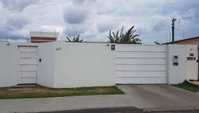Casa padrão com 2 quartos e 3 banheiros em Querência/MT