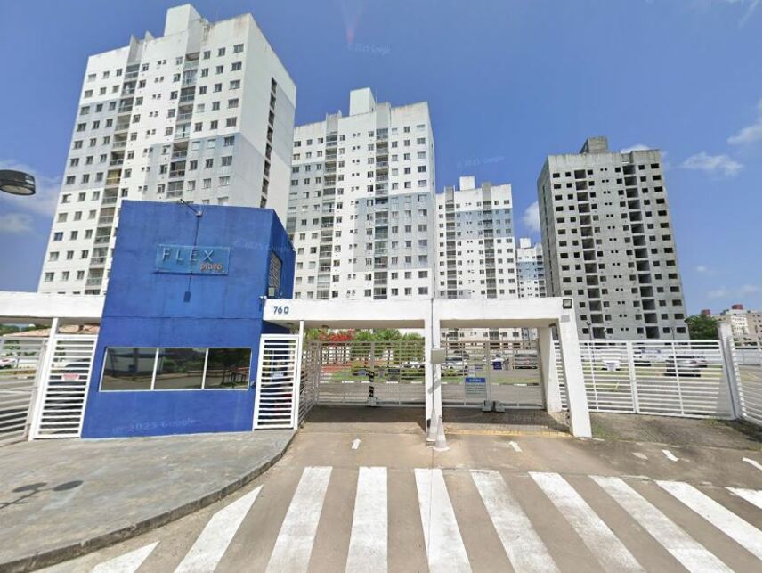 Apartamento com 2 quartos, 1 banheiro e 1 vaga de garagem