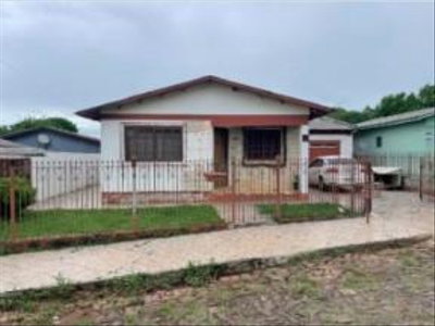 Casa com 3 quartos, 154m², ocupada, em Cruz Alta/RS