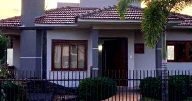 Casa espaçosa com 3 quartos e 3 banheiros