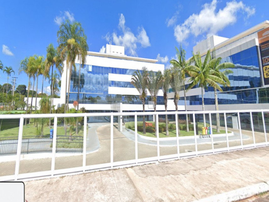 Vaga de garagem desocupada com 18,38m² em Brasília