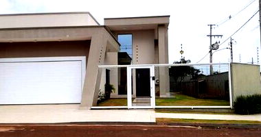 Casa Padrão Ocupada em Tangará da Serra/MT