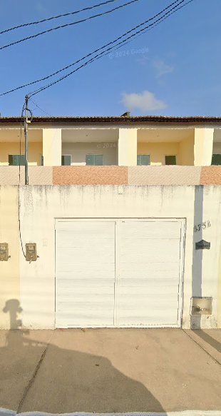 Casa geminada duplex de 133,50 m², ocupada e moderna
