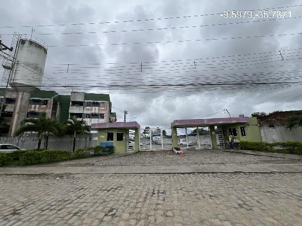 Apartamento com 2 quartos em Maceió