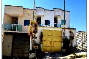 Casa com 2 Quartos e 1 Vaga em Santa Rosa