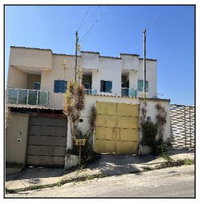 Casa com 2 Quartos e 1 Vaga em Santa Rosa