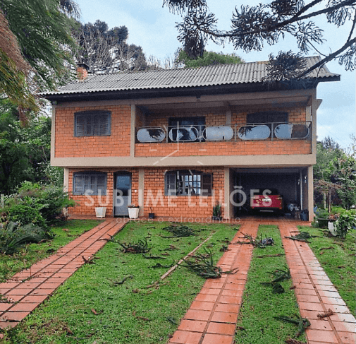 Terreno com Casa Residencial de 190m² em Campo Erê