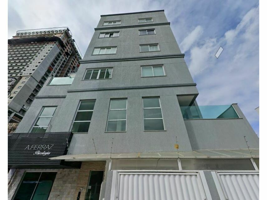 Apartamento com 2 quartos, 1 banheiro e 1 vaga de garagem