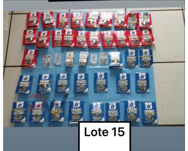 Lote com Material Odontológico em Lavras/MG