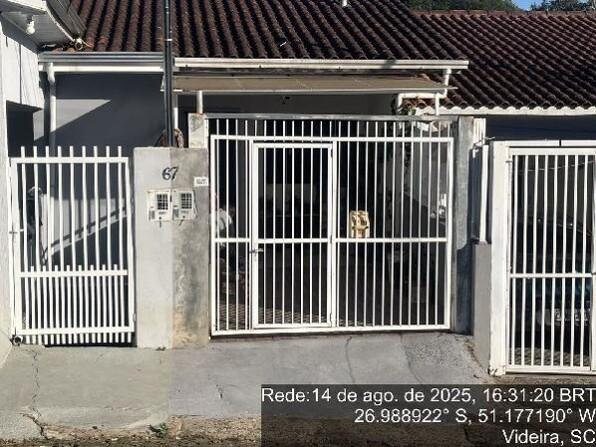 Casa com 3 quartos, 1 banheiro, 82,82m² área útil e 1 vaga de garagem